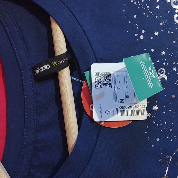 New with tag short sleeve t-shirt - Picture 5 of 7